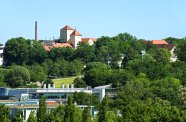 Blick auf den Weihenstephaner Berg mit Brauerei